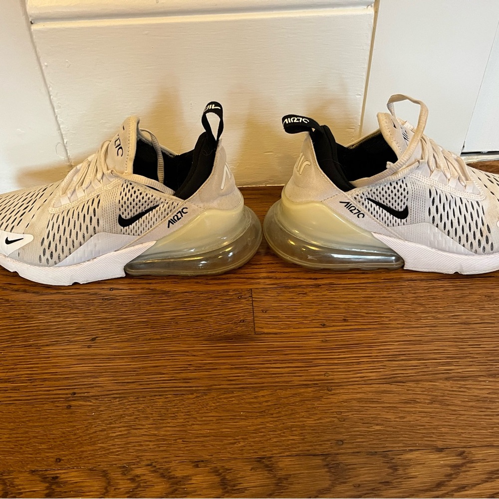 Nike Air Max 270 White and Black Sneakers size 8 women’s - Picture 6 of 8